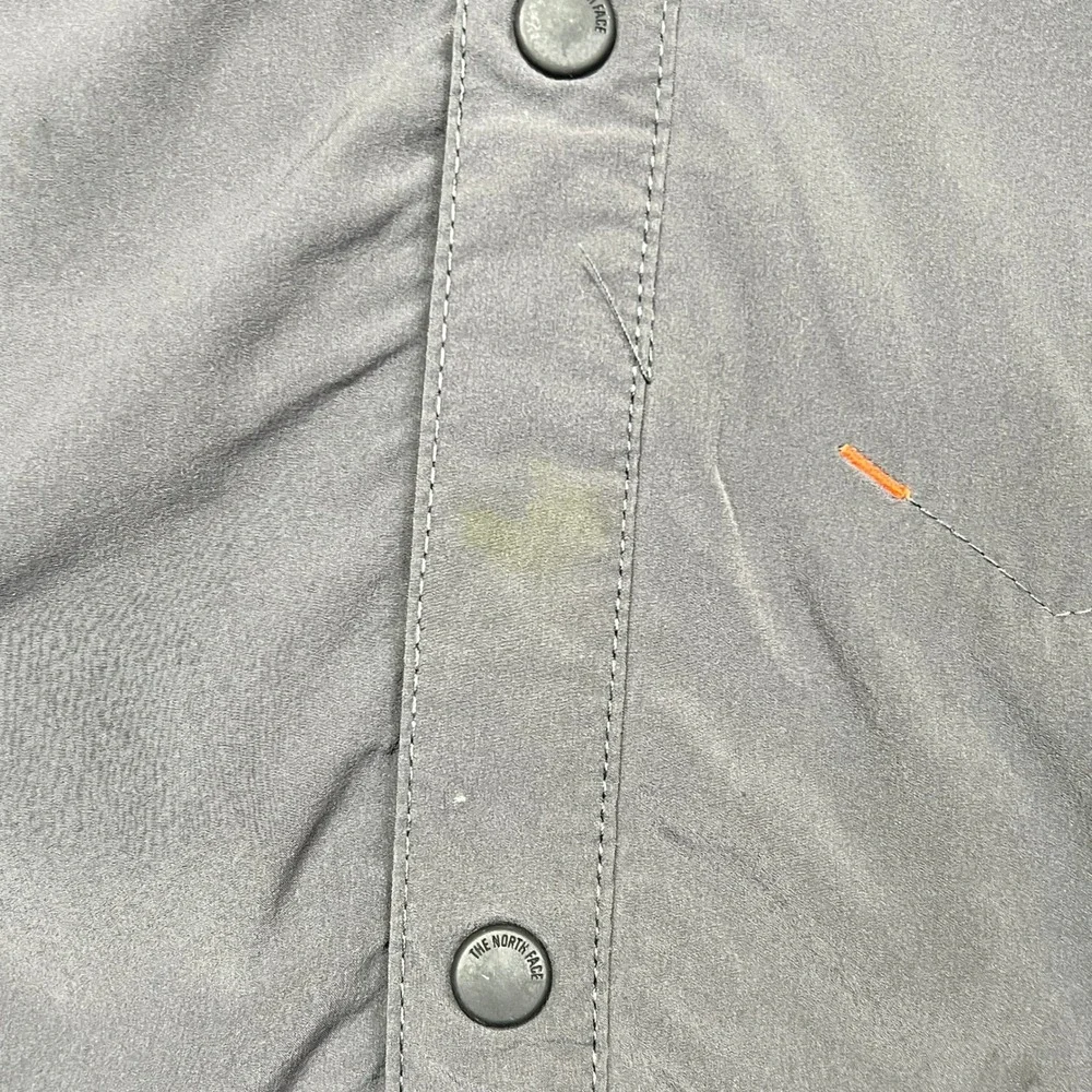 The North Face Shirt Mens‎ Large Gray Short Sleeve Snap Button Hiking Outdoor